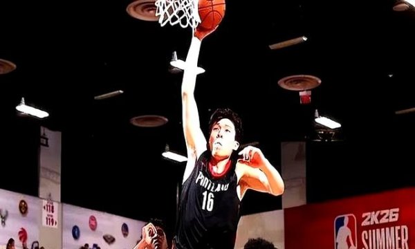 The Trail Blazers 102-83 Rocke